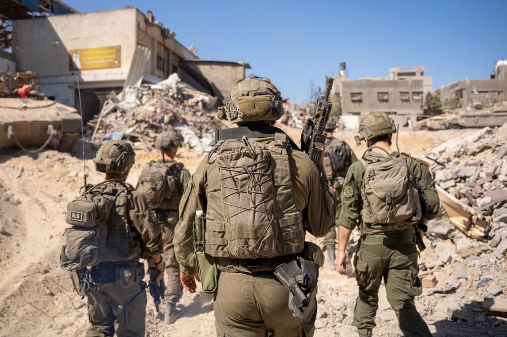Le Chiffre. 700 000 armes ont été saisies depuis le début de la guerre appartenant au Hamas et au Hezbollah.