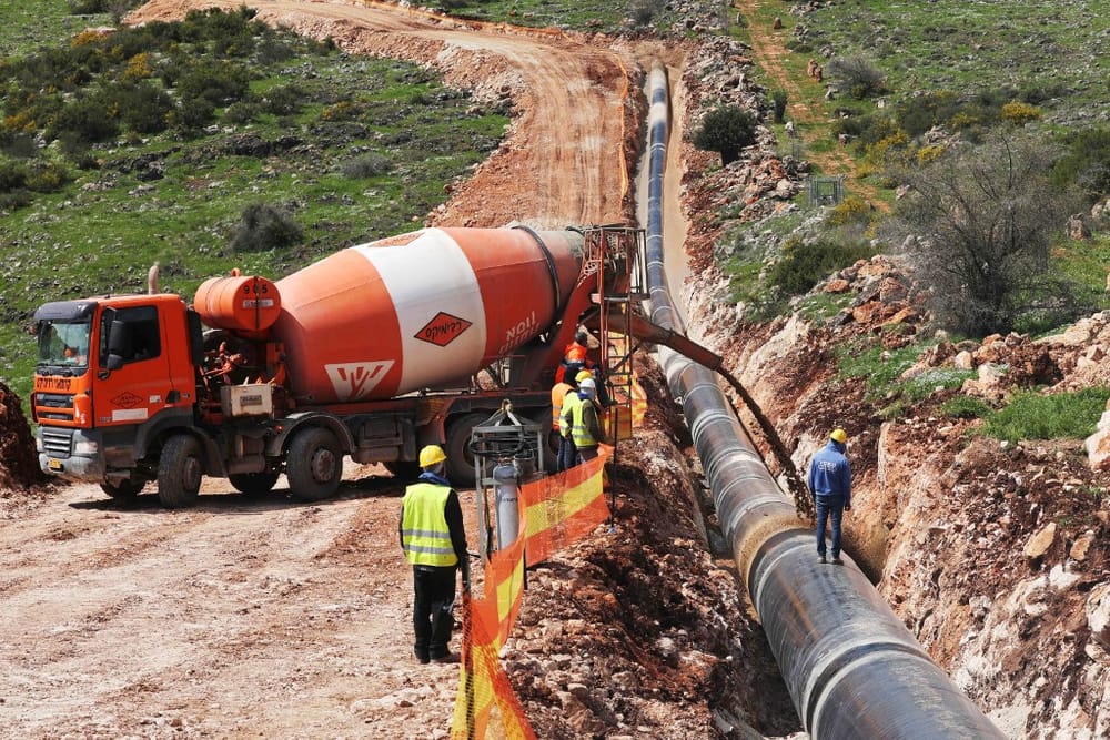 Israël veut remplir artificiellement le lac de Tibériade avec de l’eau dessalée.
