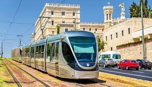 Israël investit 30 milliards de shekels dans les transports à Jérusalem.