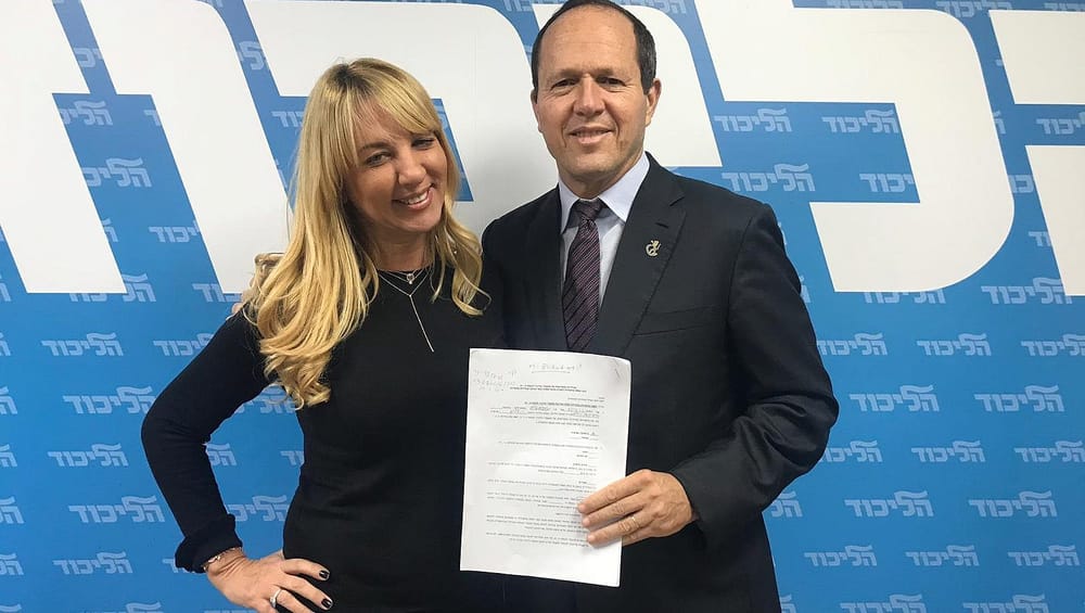 Le ministre de l’Economie, Nir Barkat veut prendre le leadership du Likoud.