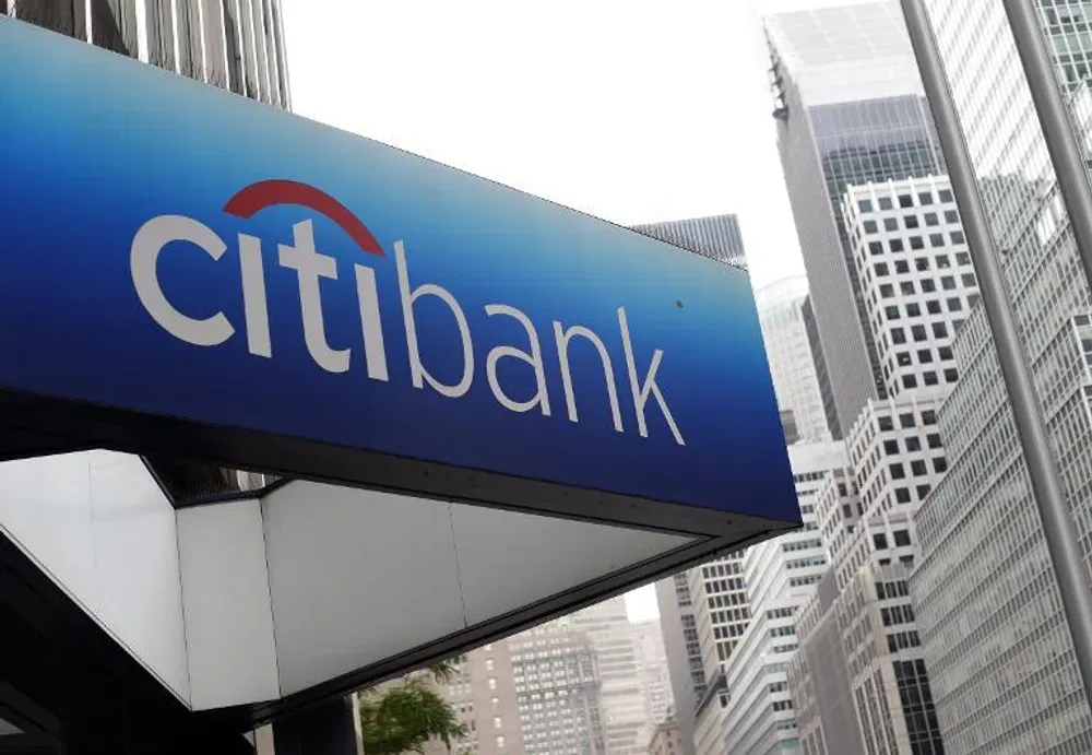 Citibank et la dégradation de la cote de crédit d’Israël. Marché du travail et éducation.