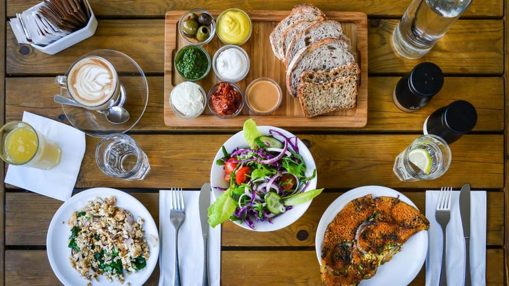 C’Israël. Vers le 10 mars, ouverture des restaurants, cafés, salles dans les hôtels.