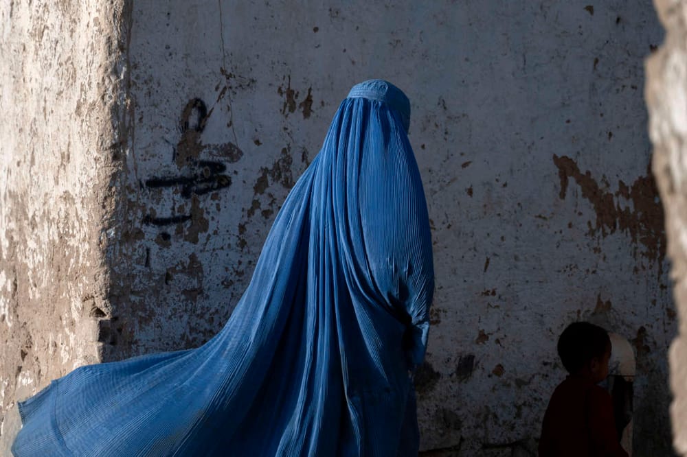 Le voile intégral imposé aux femmes en Afghanistan. En Israël, personne ne s’étonne.
