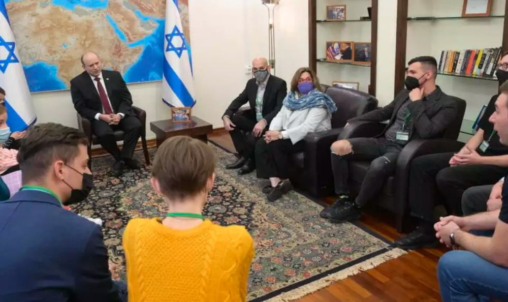 Naftali Bennett a rencontré de jeunes juifs ukrainiens du programme Massa.