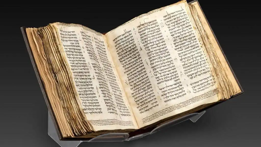 Sotheby’s présente le Codex Sassoon. Musée ANU du peuple juif à Tel Aviv.