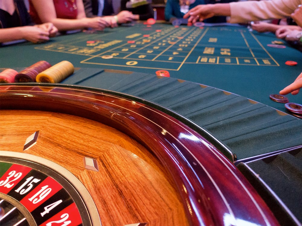 Les casinos sont-ils vraiment interdits en Israël? Une forte opposition politique et religieuse.