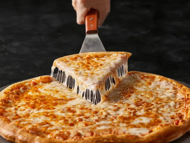 A découvrir au Nord d’Israël, à Karmiel, le concept de « Pizza theatre ».