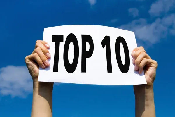 Radio J. Le « Top 10 » des plus grandes fortunes mondiales. Qui est le milliardaire le plus enthousiaste du hightech d’Israël? Musk, Zuckerberg, Ellison…