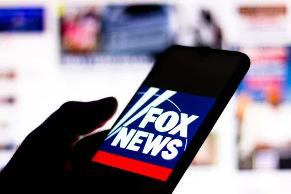 Good News… Tucker Carlson quitte Fox. Antisémitisme et complot nationalistes.
