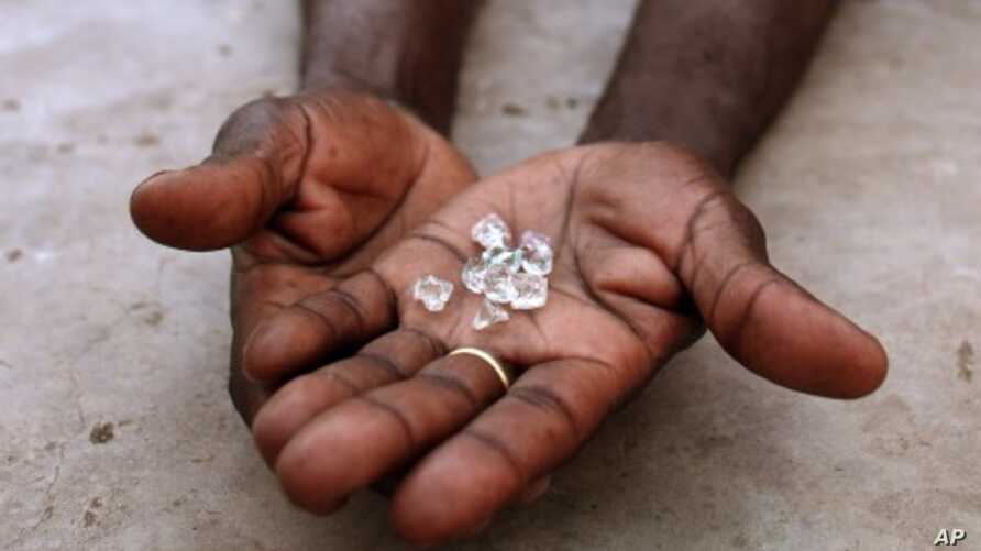 Israël en disussion directe avec le Zimbabwe sous fond d’achat de diamants.