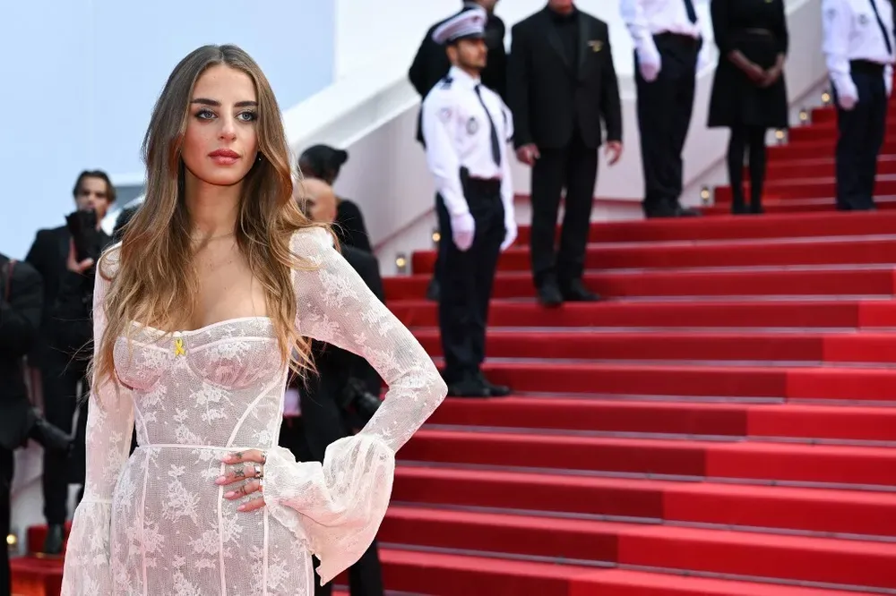 L’ex-otage franco-israélienne Mia Schem invitée à la cérémonie de clôture de la 78e édition du Festival de Cannes.