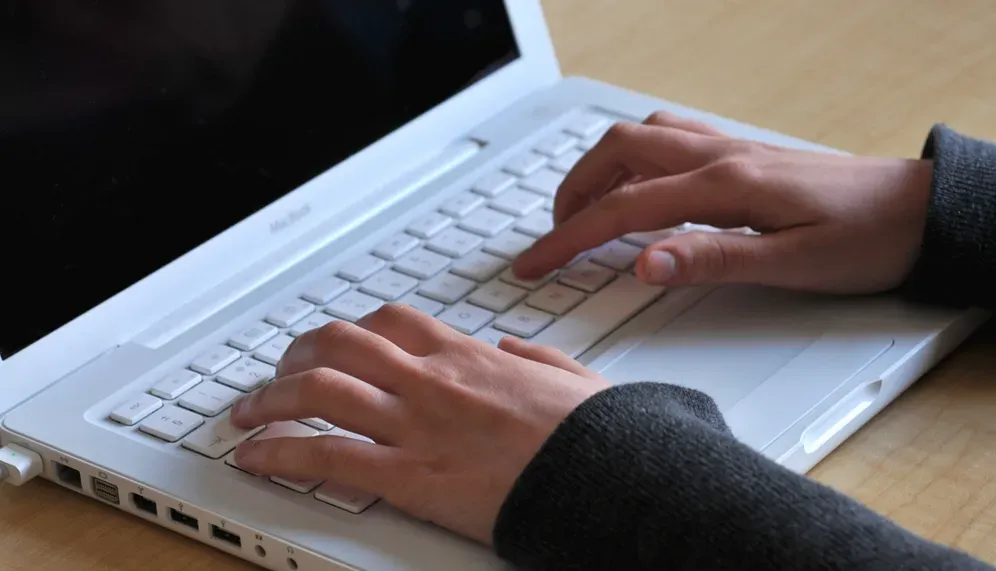 L’intelligence artificielle devient une arme décisive contre l’antisémitisme.