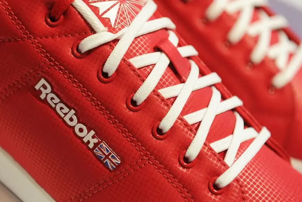 Reebok exige que son logo soit retiré des maillots de la sélection nationale israélienne.