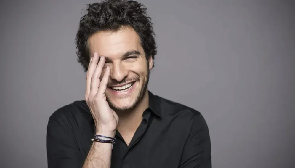 Le chanteur franco-israélien Amir va triompher au Zénith de Nantes malgré des appels au Boycott.