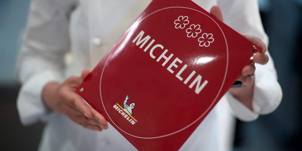 Le Guide Michelin. Manger cacher peut-être une superbe expérience culinaire.