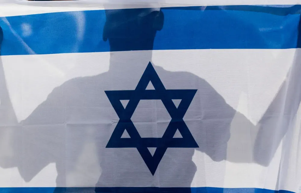 Violences à quelques pas du Kotel. Le Pape plaide pour un accès libre aux lieux saints.
