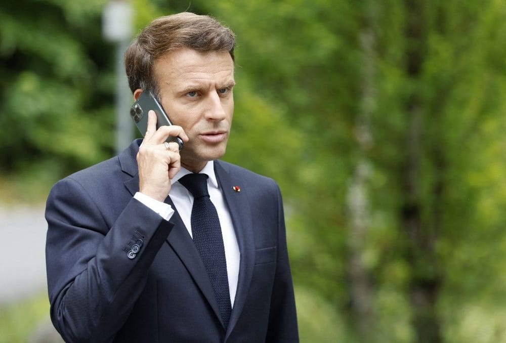 Emmanuel Macron ce mardi sur les bords de la mer Morte. Le sommet «Bagdad II».