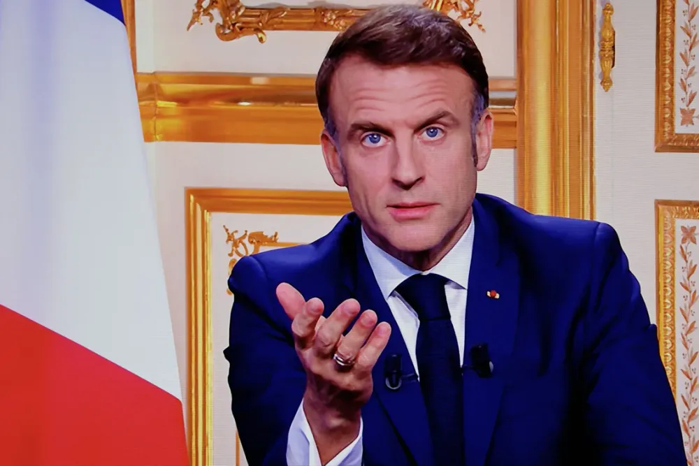 Menaces de « coercition économique ». Trump menace l’Espagne. Emmanuel Macron soutient Pedro Sanchez.