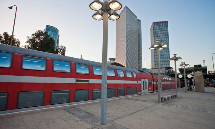 Bombardier Transportation a commencé la révision à mi-parcours de la flotte israélienne des trains à deux étages.