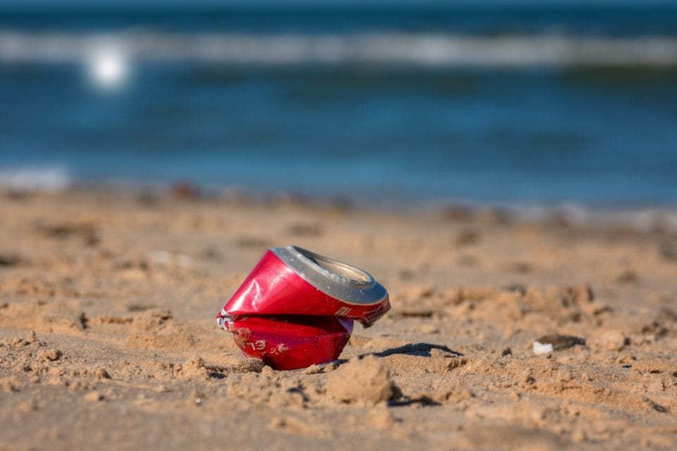Clean Beach. Un énorme nettoyage de plage a eu lieu en Israël.