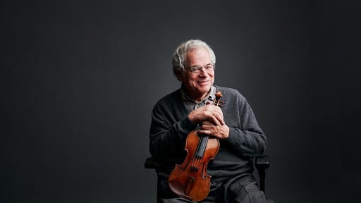 Les 75 ans du violoniste virtuose israélien Itzhak Perlman célébrés dans un coffret de 6 DVD.