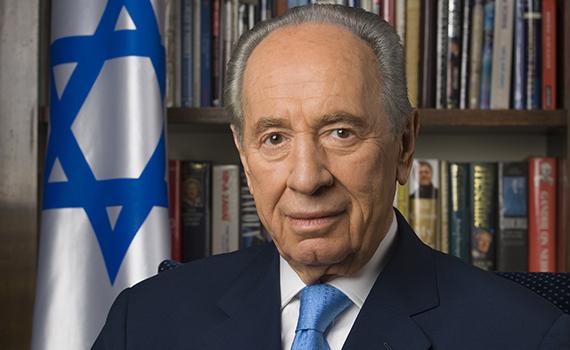 France-Israël. Emouvant! Inauguration d’une place Shimon Peres au croisement des rues Malher et Pavée.