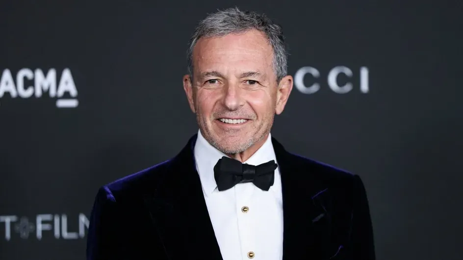 Champion de l’image familiale de Disney, Bob Iger (famille juive) revient.
