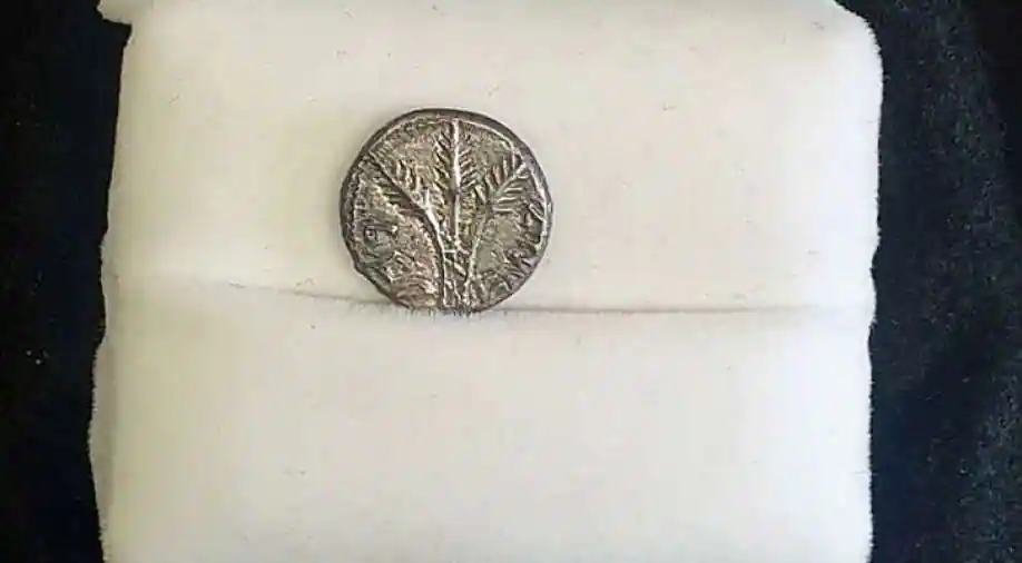Les États-Unis rendent à Israël une pièce de monnaie vieille de 2000 ans et d’une valeur d’un million de dollars.