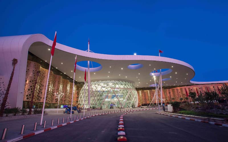 Un Hôtel sera construit à Ben Gourion Airport. Classement des aéroports.