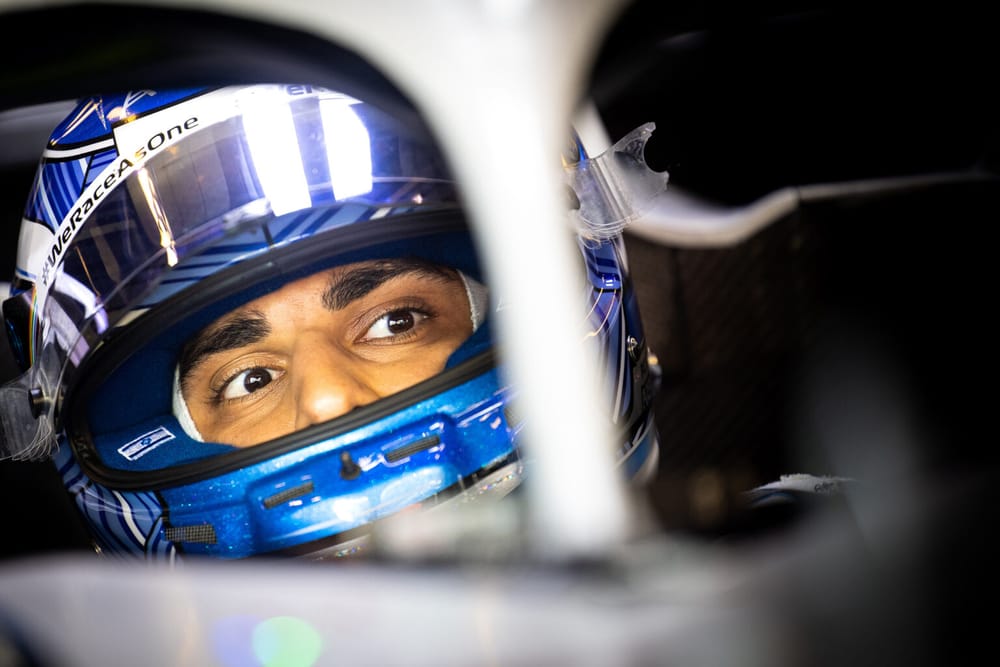 Pilote d’essai, l’Israélien Roy Nissany, est une véritable grande star.