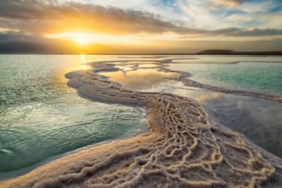 Peut-on (vraiment) sauver la mer Morte grâce à l’art?