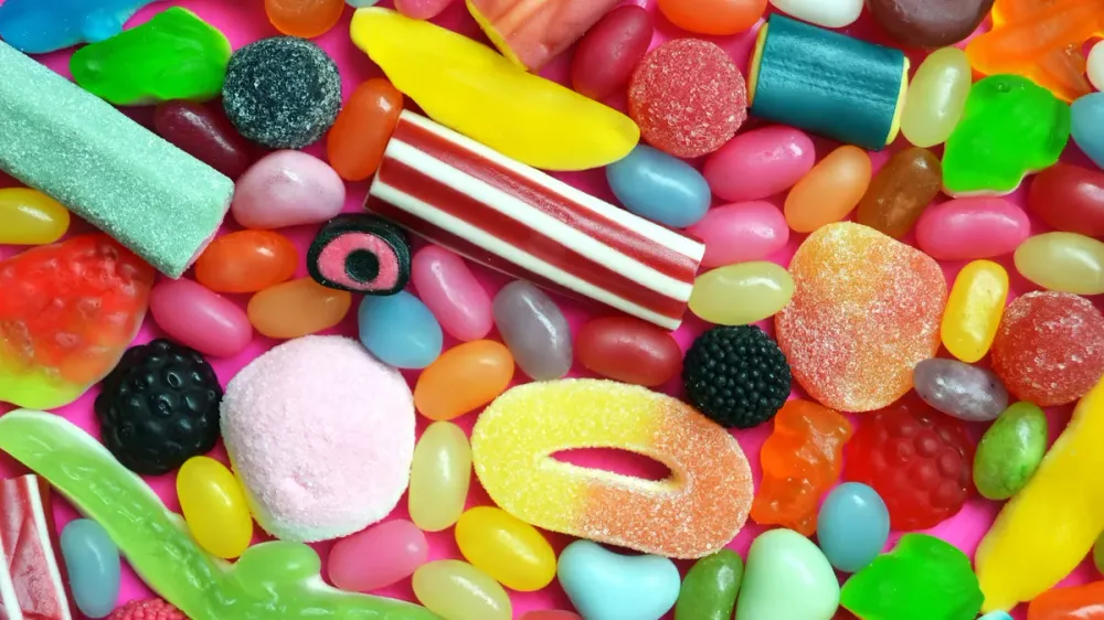 La « Beit Daniel Synagogue » de Tel-Aviv. Des bonbons pour une Bar Misva…