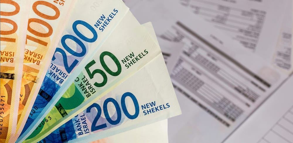 Les Israéliens consomment davantage… sans cash. Israël avance vers une économie digitalisée.