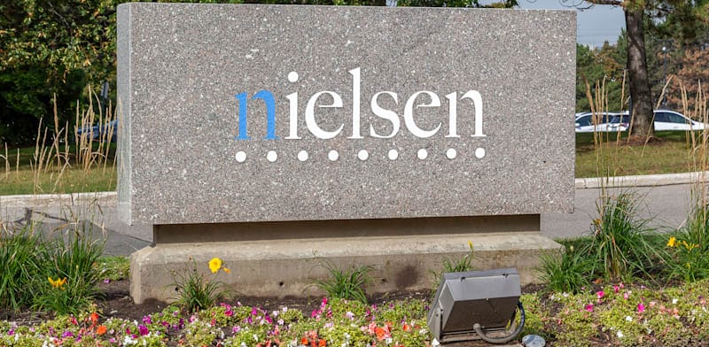 Nielsen va fermer son bureau en Israël. Transférer des opérations en Inde.