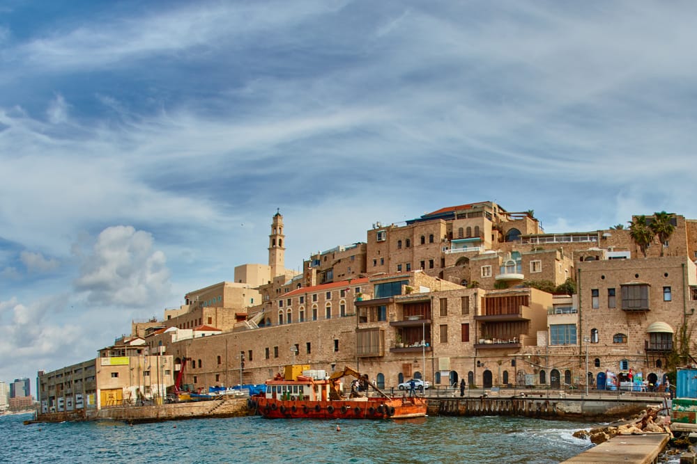 La ville de Jaffa héberge chrétiens, arabes et juifs. Quels sont les quartiers populaires de la ville?