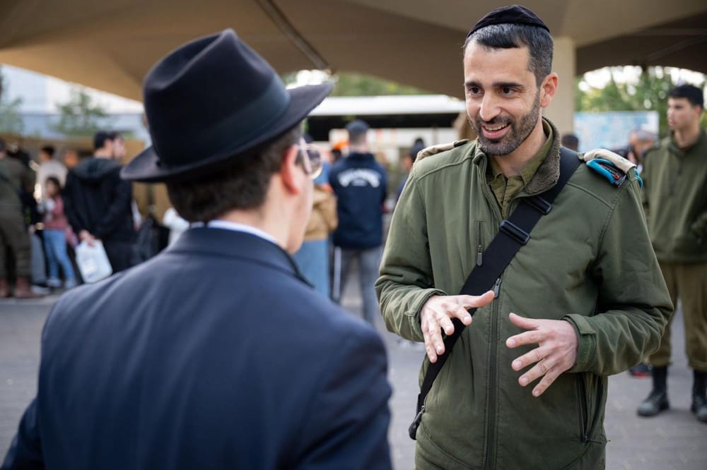 Elargissement du service militaire aux jeunes du secteur orthodoxe.