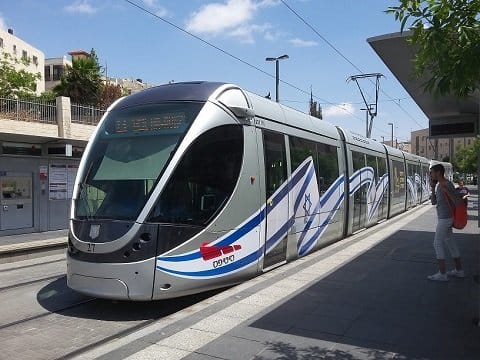 Hightech. Orange est vraiment actif en Israël depuis plus de 13 ans. Vrai? Faux?