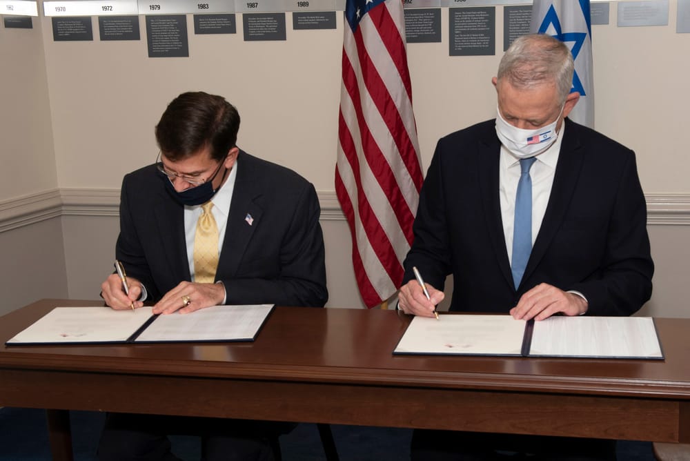 Le secrétaire américain à la Défense réitère l’engagement des États-Unis à garantir l’avantage qualitatif d’Israël.