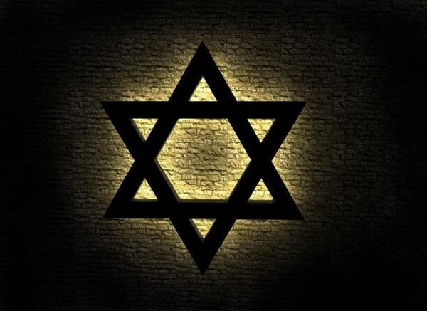 Yom Hazikaron. Itshak Herzog, le col de sa chemise déchiré en signe de deuil.