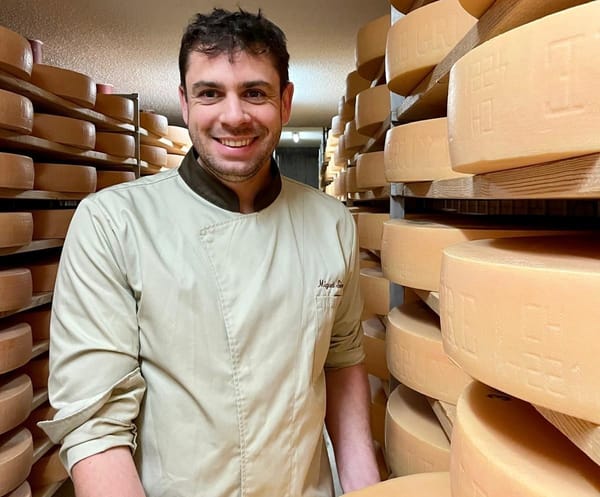 Tours (France). La fromagerie israélienne Gvinage (Galilée) décroche 2 médailles d’or au « Mondial du Fromage ».
