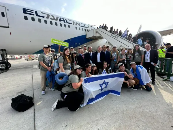IsraelValley questionné par Claude (Limoges). Israël est-il confronté à une mobilité internationale des talents où une fuite des cerveaux? »