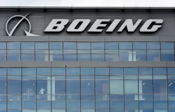 Airbus écarté. La flotte de El Al est composée exclusivement d’avions Boeing.