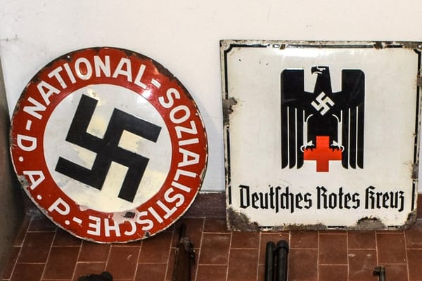 Israël n’est pas surpris. Des néo-nazis au sein de l’armée française.