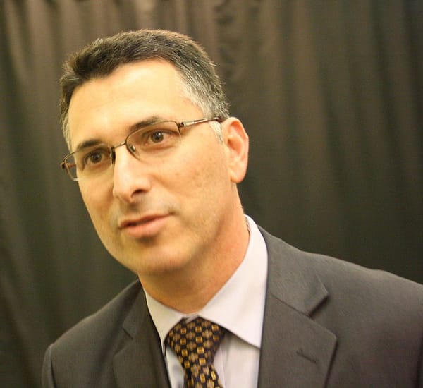 Le CV du prochain Premier Ministre d’Israël? Gideon Saar en bonne place.