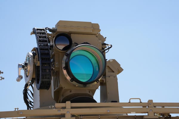A Eilat, Tsahal va déployer le nouveau système de défense antiaérienne laser.