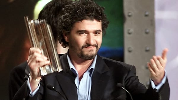 Kaddish pour le magnifique chanteur, Daniel Lévi, mort ce samedi à l’âge de 60 ans.