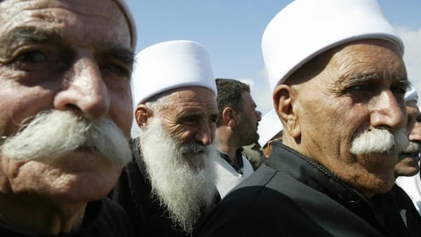 L’ancien officier du renseignement militaire israélien, Raphaël Jerusalmy, nous parle de la Syrie.
