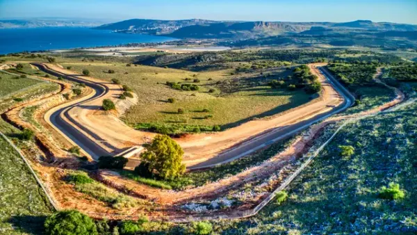 Le National Water Carrier : le projet d’adduction d’eau de 1,7 milliard de litres qui a construit l’Israël moderne.