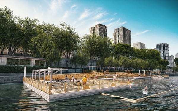 Durant l’été les touristes israéliens (des milliers qui adorent Paris) vont plonger dans la Seine.