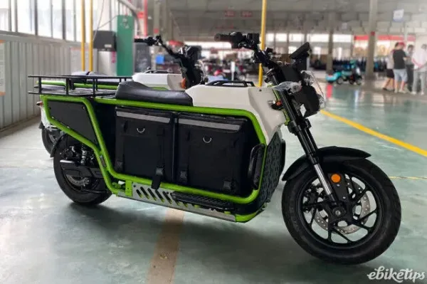 C’Israël : PNY Ponie fabrique des motos cargo électriques pour la livraison rapide et écologique du dernier kilomètre.